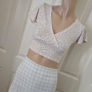 Brandy Melville Floral Crop & Top Plaid Mini Skirt Outfit